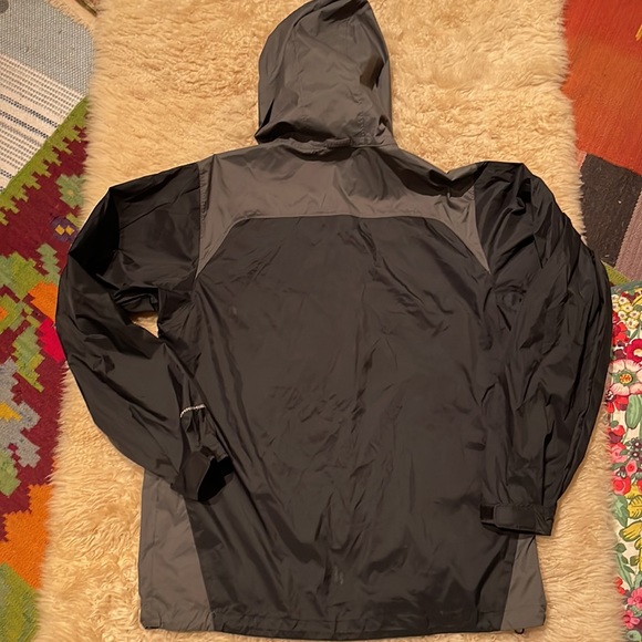 Columbia Omni-Shield rain jacket shell men’s medium - Picture 2 of 10